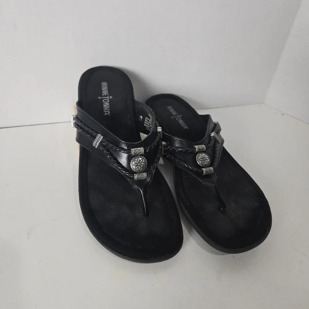 Minnetonka Southwest Black Sandals